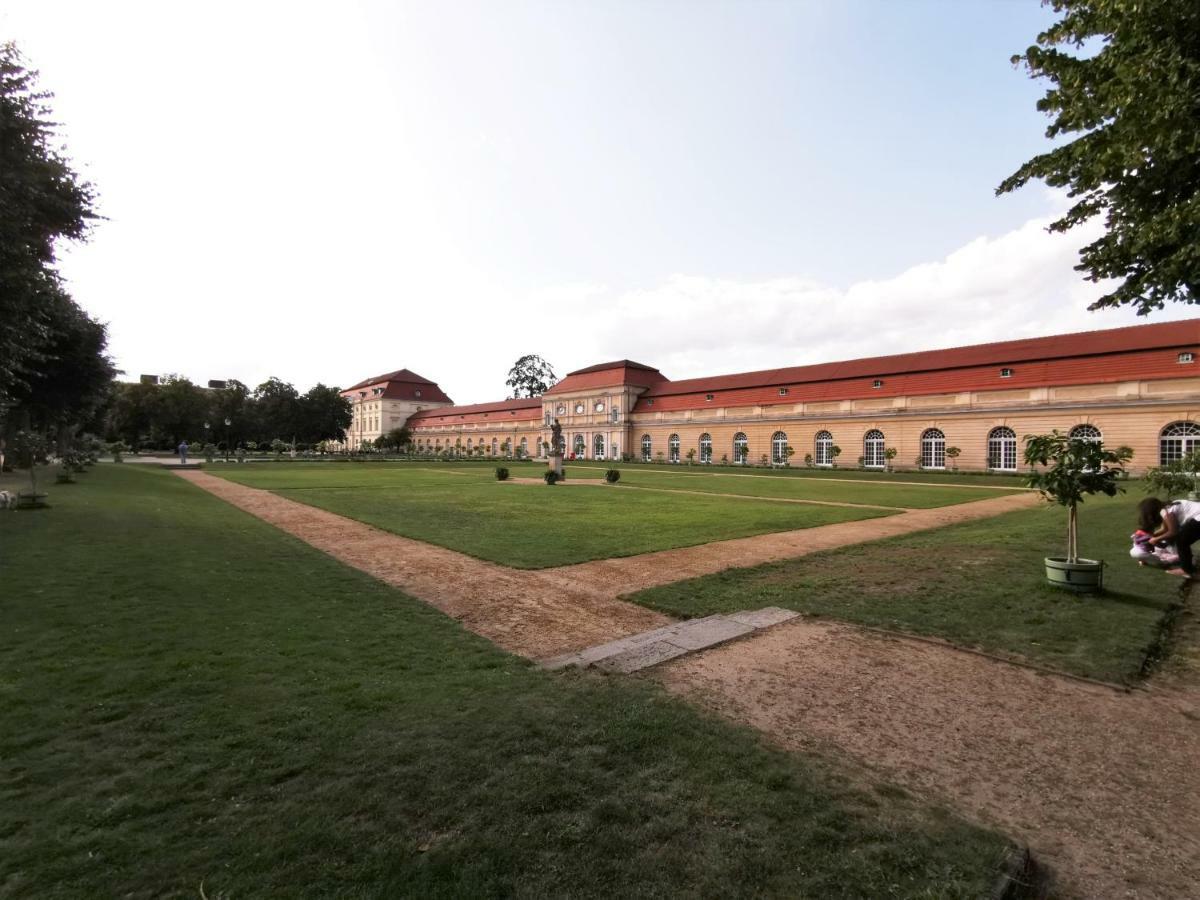 Kvh By Rockchair Apartments L Superhost Status L Boxspringbett Am Schloss Charlottenburg Welcomes You! Berlim Exterior foto